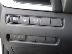 Nissan Qashqai thumbnail 43