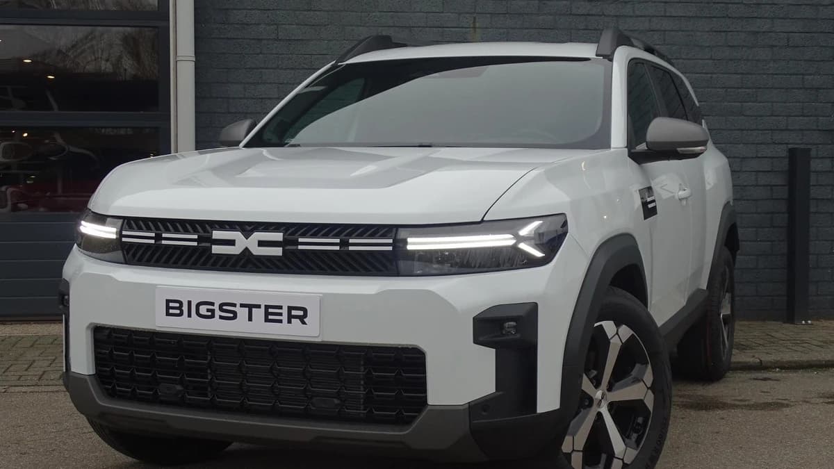 Dacia Bigster — foto 1