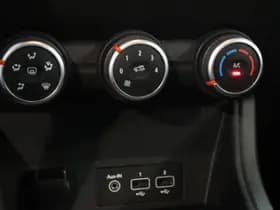 Renault Captur thumbnail 13