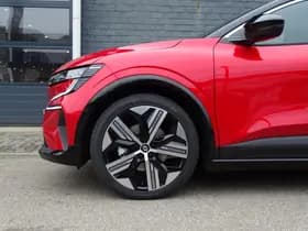 Renault Mégane E-Tech thumbnail 34