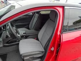Renault Mégane E-Tech thumbnail 7