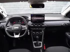 Dacia Sandero thumbnail 3