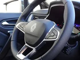 Renault Captur thumbnail 17