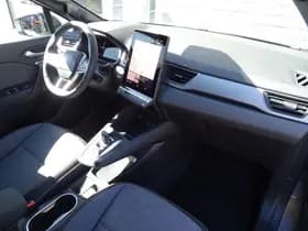Renault Captur thumbnail 34