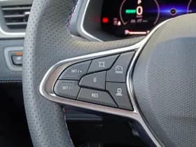 Renault Captur thumbnail 21