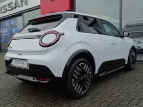 Nissan Micra thumbnail 2