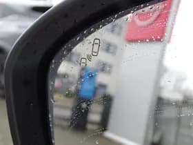 Nissan Micra thumbnail 16
