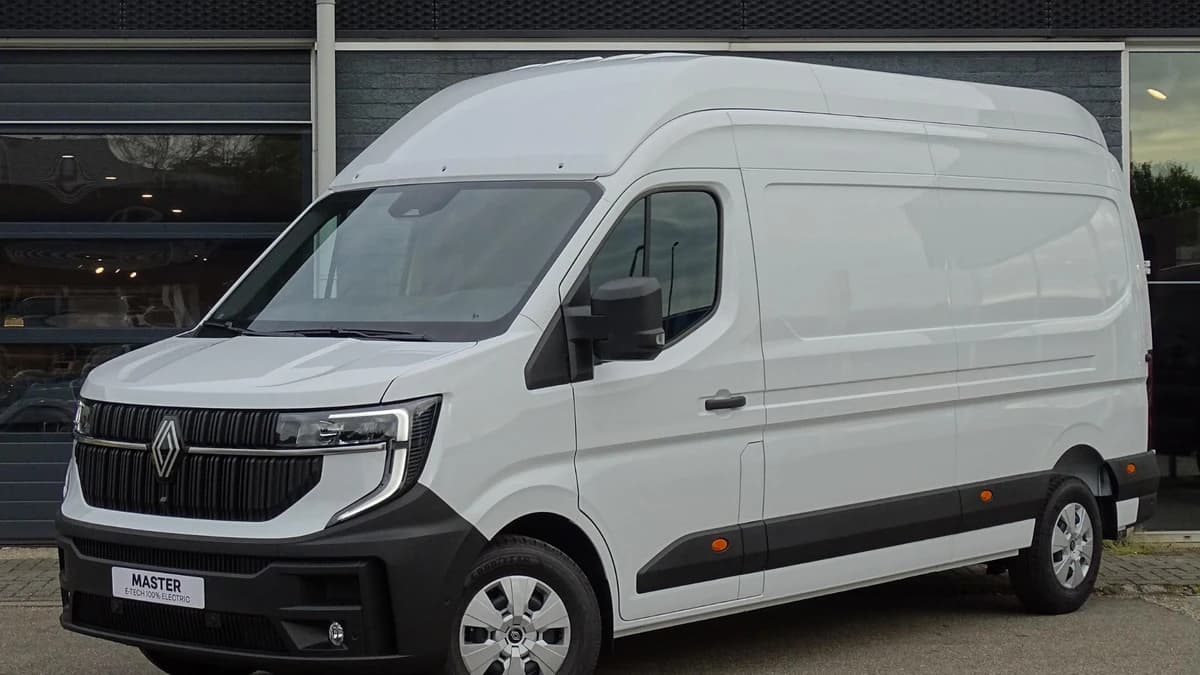 Renault Master — foto 1