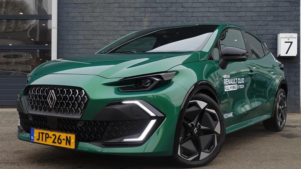 Renault Clio — foto 1