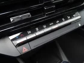 Renault Clio thumbnail 11