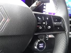 Renault Clio thumbnail 25