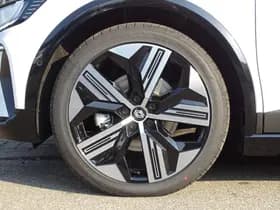 Renault Mégane E-Tech thumbnail 25