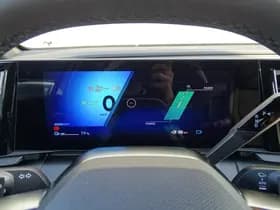 Renault Mégane E-Tech thumbnail 4