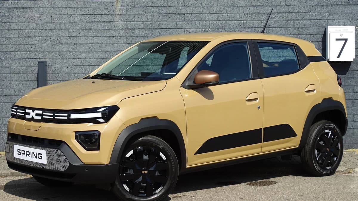 Dacia Spring — foto 1