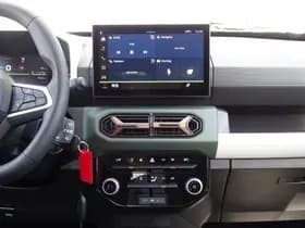 Dacia Spring thumbnail 23