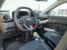 Dacia Spring thumbnail 26