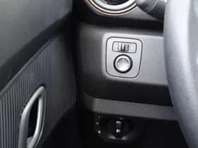 Dacia Spring thumbnail 38