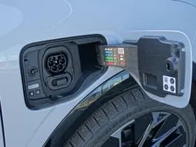 Renault Mégane E-Tech thumbnail 14