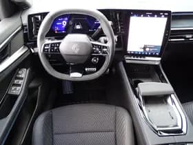 Renault Austral thumbnail 3