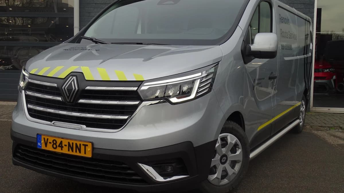 Renault Trafic — foto 1