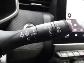Renault Clio thumbnail 17