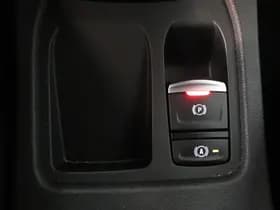 Renault Clio thumbnail 25