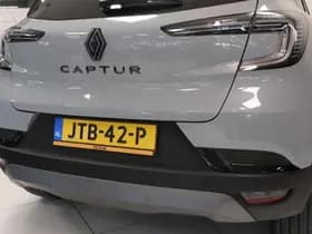 Renault Captur thumbnail 34