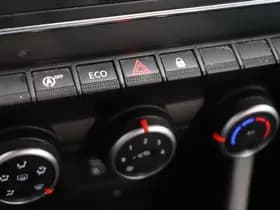 Renault Clio thumbnail 14