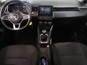 Renault Clio thumbnail 3