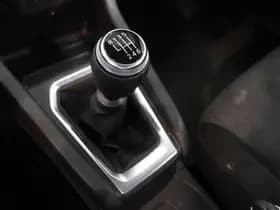 Renault Clio thumbnail 27