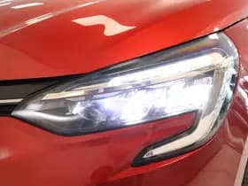 Renault Clio thumbnail 28