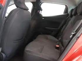 Renault Clio thumbnail 8