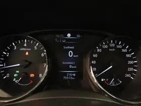 Nissan Qashqai thumbnail 4