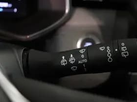 Renault Clio thumbnail 32