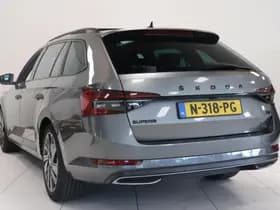 Škoda Superb thumbnail 7