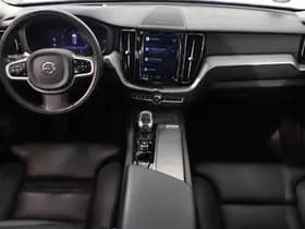 Volvo XC60 thumbnail 3
