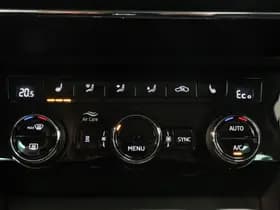 Škoda Superb thumbnail 13