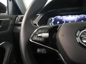 Škoda Superb thumbnail 21