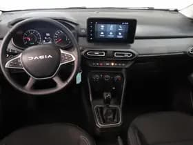 Dacia Sandero thumbnail 3