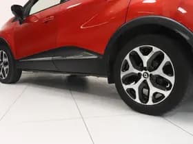 Renault Captur thumbnail 16