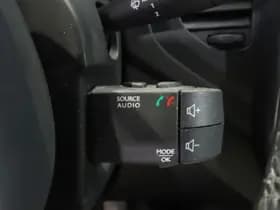Renault Captur thumbnail 31