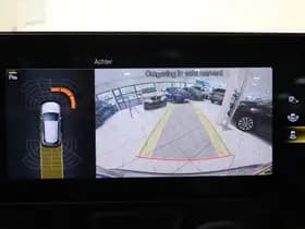Mercedes-Benz GLA thumbnail 12