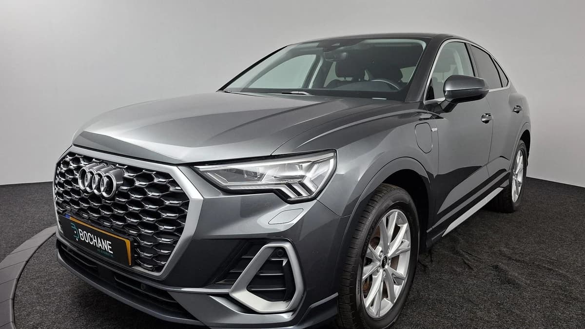 Audi Q3 — foto 1