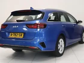 Kia Ceed Sportswagon thumbnail 2