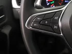 Renault Captur thumbnail 16