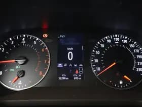 Renault Captur thumbnail 21