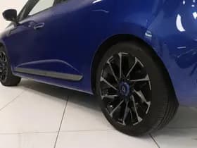 Renault Clio thumbnail 12