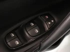 Nissan Qashqai thumbnail 15