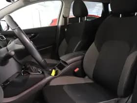 Nissan Qashqai thumbnail 8