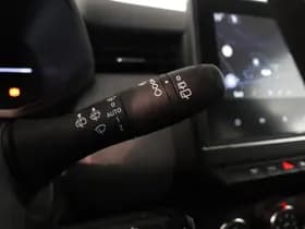Renault Clio thumbnail 30